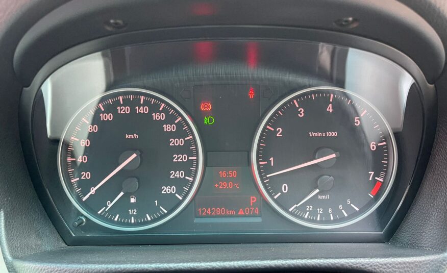 2011 BMW 320i