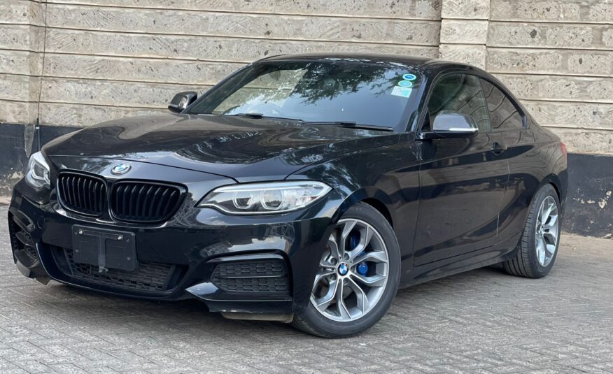 2015 BMW M235i