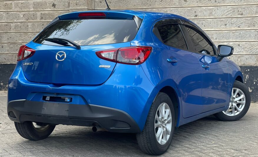 2015 Mazda Demio Newshape
