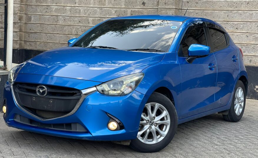 2015 Mazda Demio Newshape