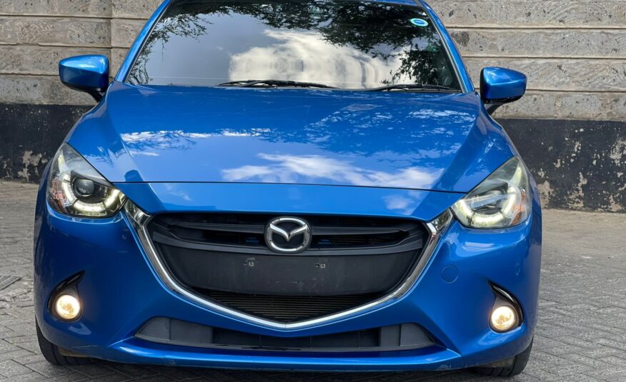 2015 Mazda Demio Newshape
