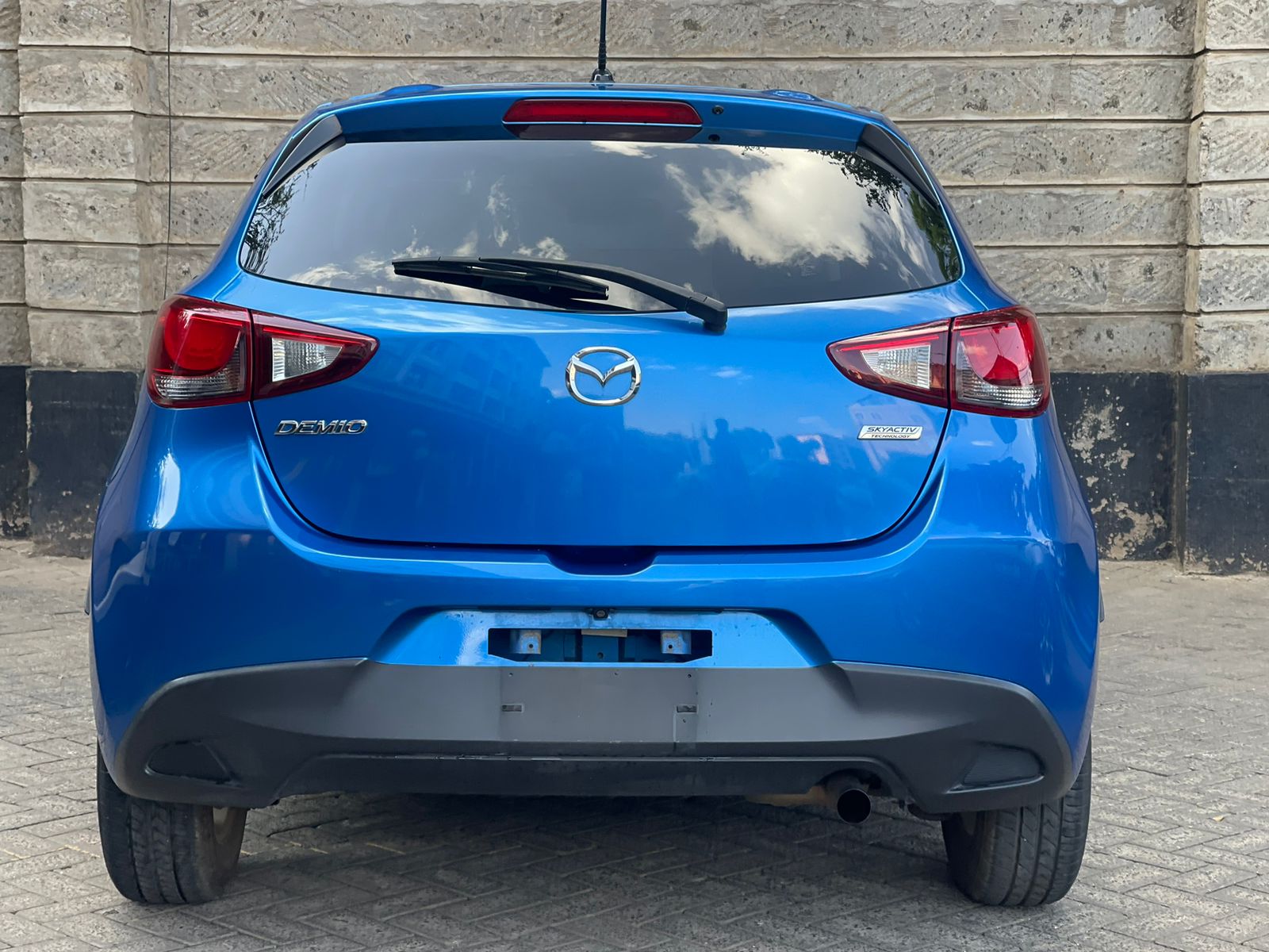 2015 Mazda Demio Newshape