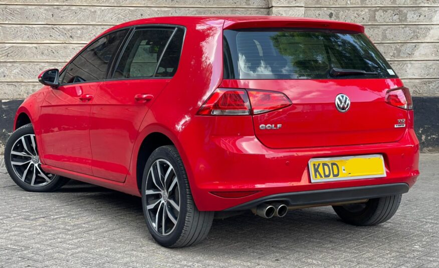2014 Volkswagen Golf TSI