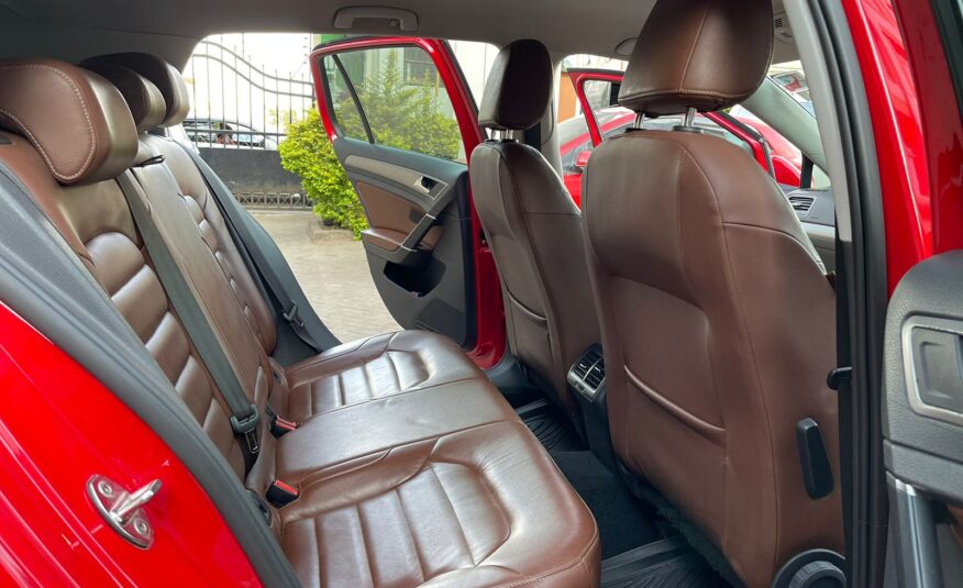 2014 Volkswagen Golf TSI