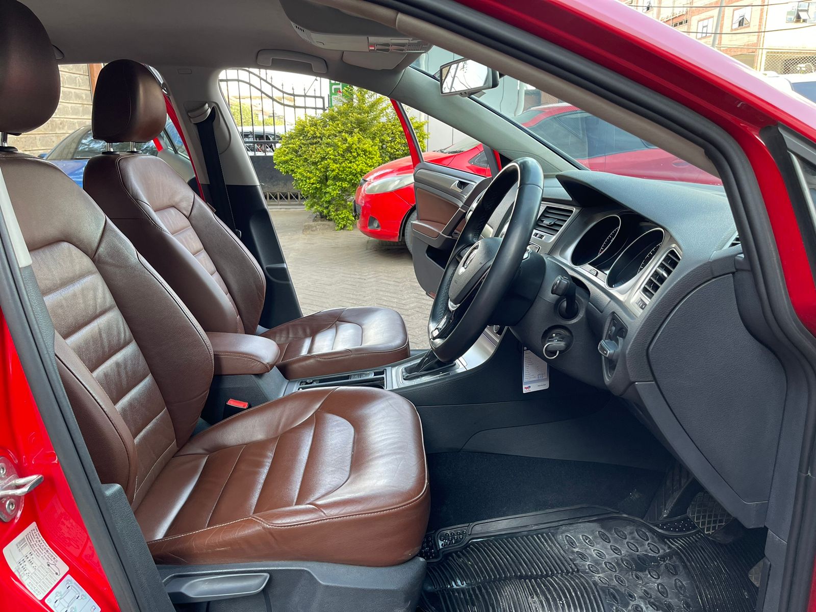 2014 Volkswagen Golf TSI