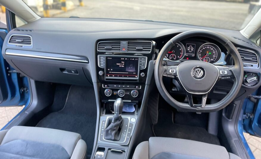 2015 Volkswagen Golf TSI