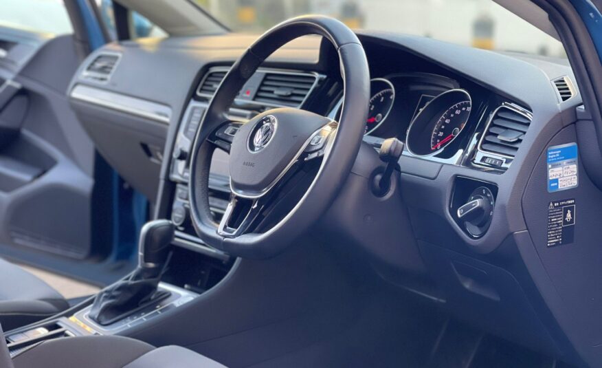 2015 Volkswagen Golf TSI