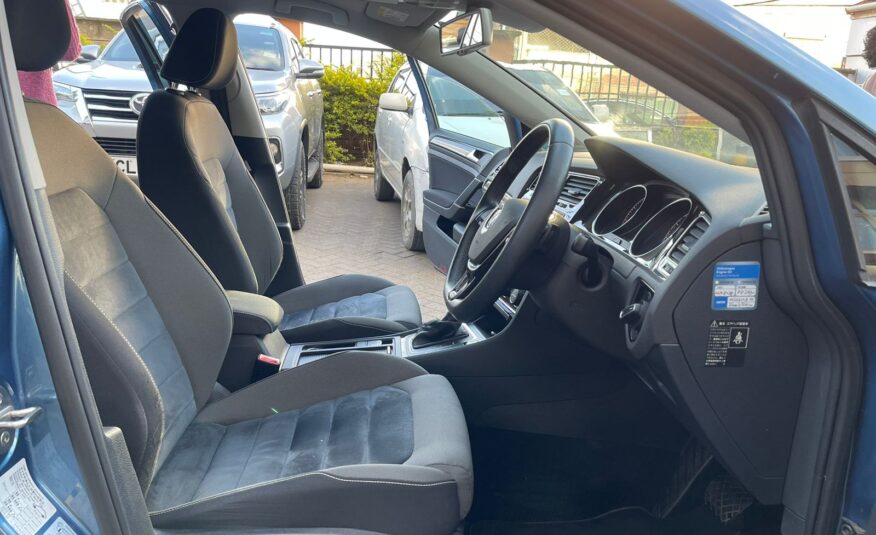 2015 Volkswagen Golf TSI