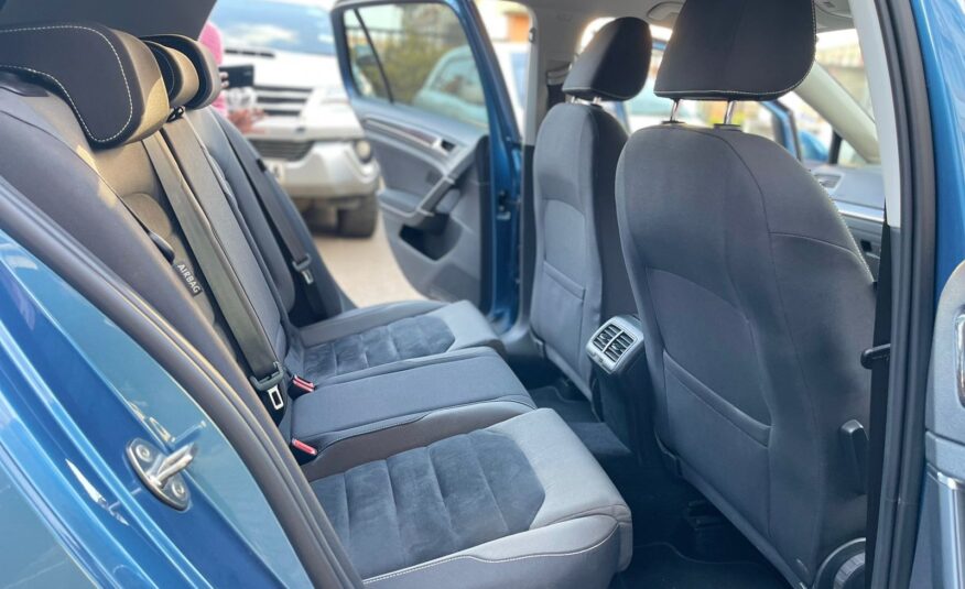2015 Volkswagen Golf TSI