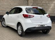 2015 Mazda Demio Newshape