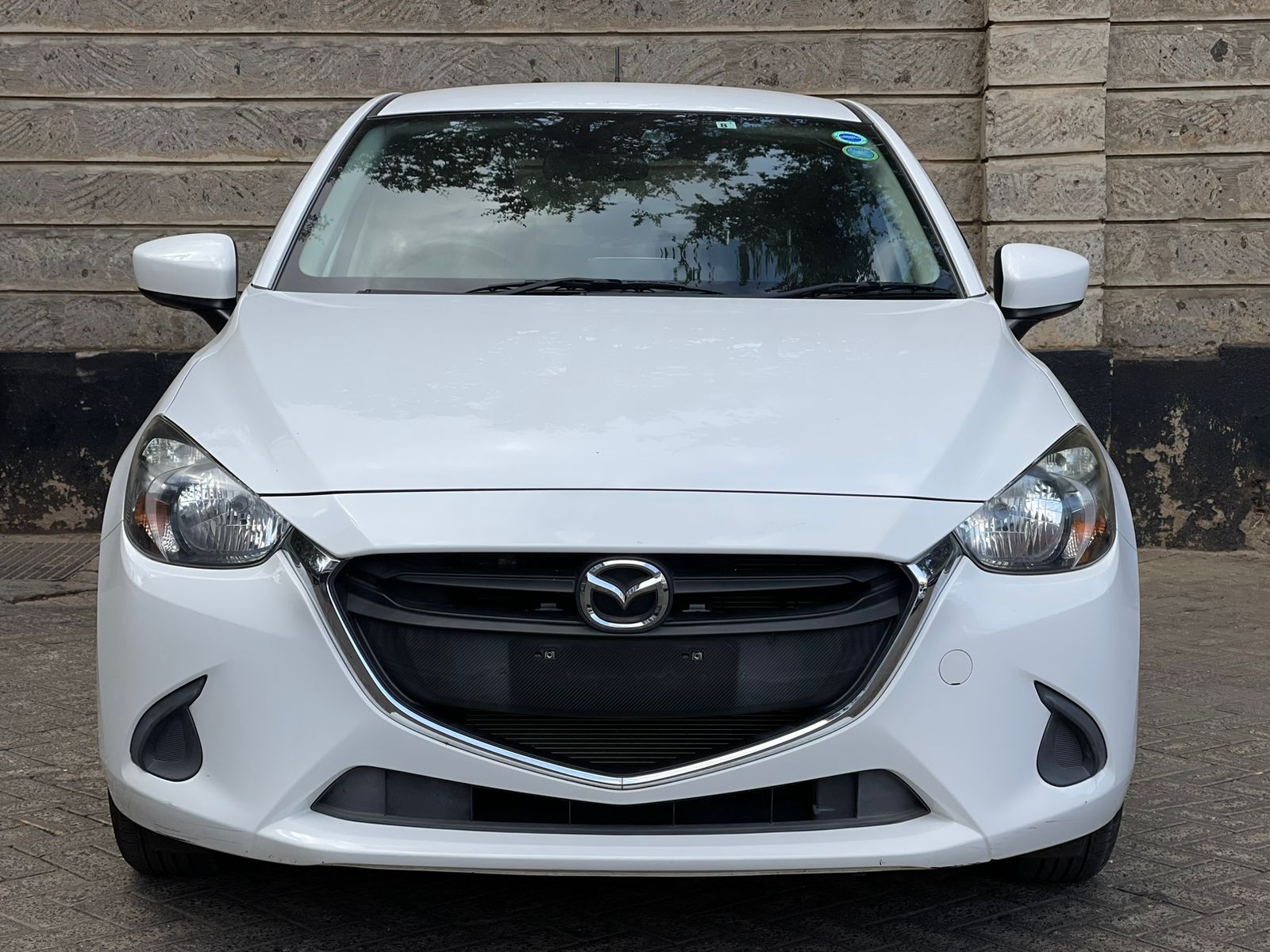 2015 Mazda Demio Newshape