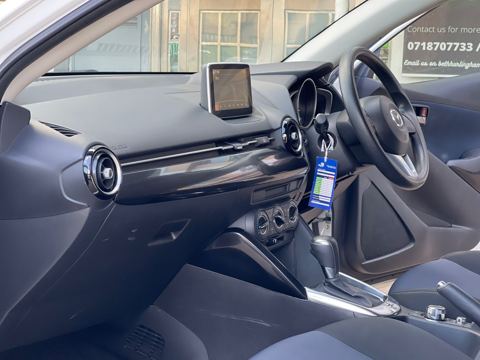 2015 Mazda Demio Newshape