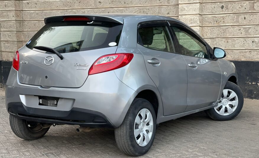 2013 Mazda Demio