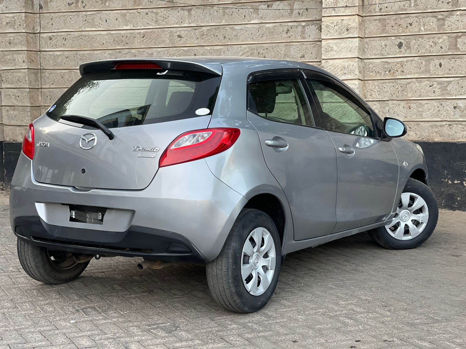 2013 Mazda Demio