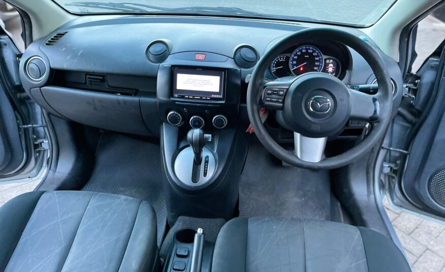 2013 Mazda Demio