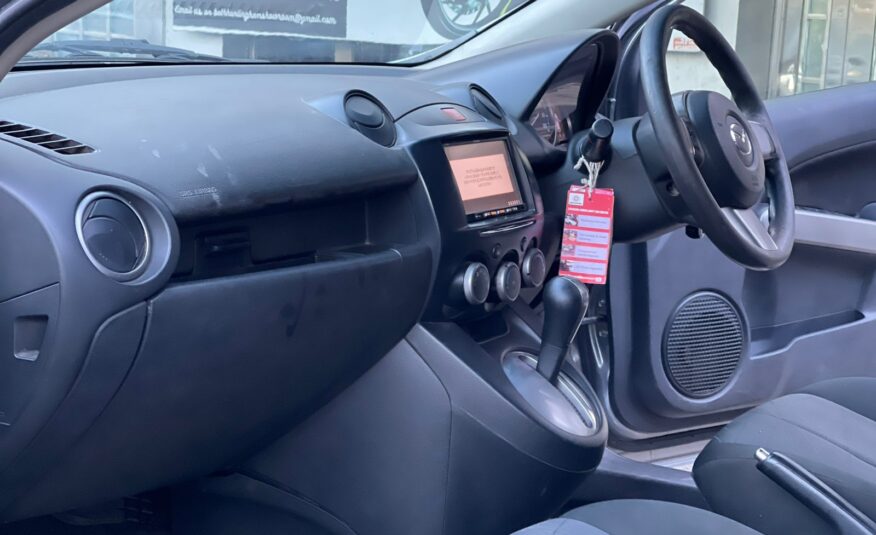 2013 Mazda Demio