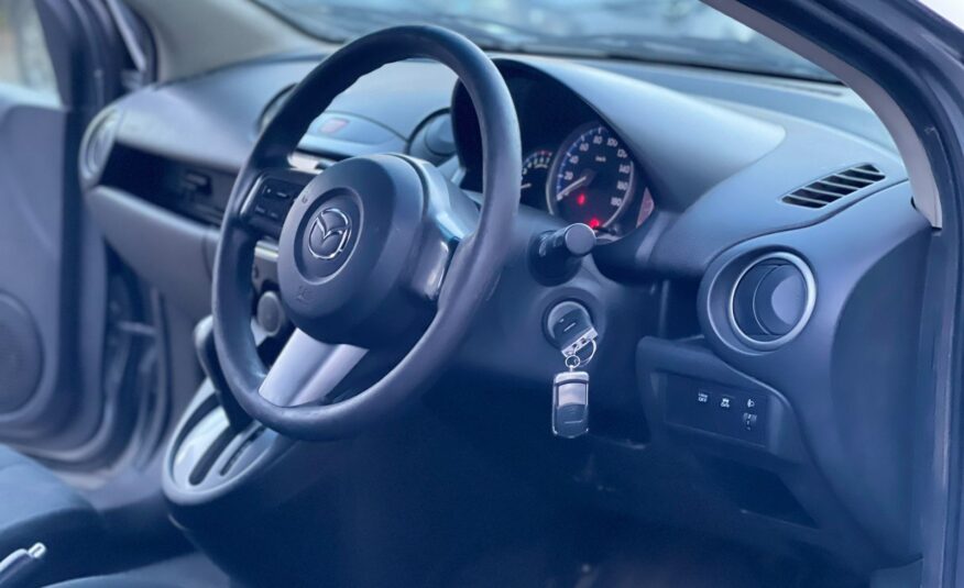 2013 Mazda Demio