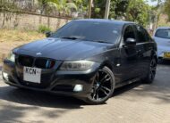 2010 BMW 320i
