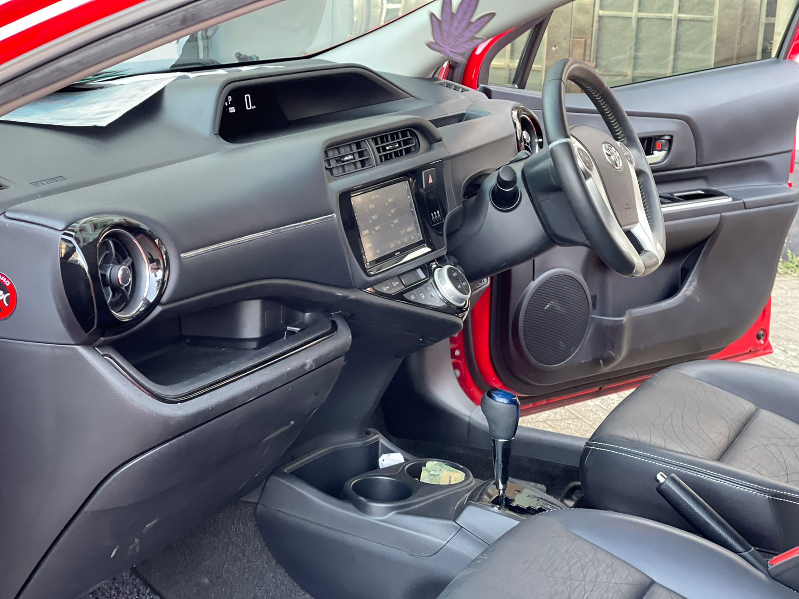 2015 Toyota Aqua