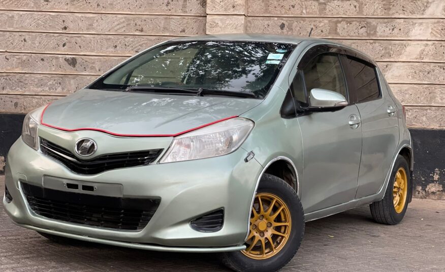 2011 Toyota Vitz