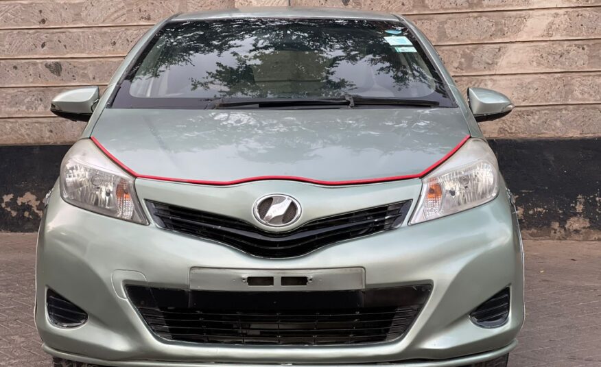 2011 Toyota Vitz