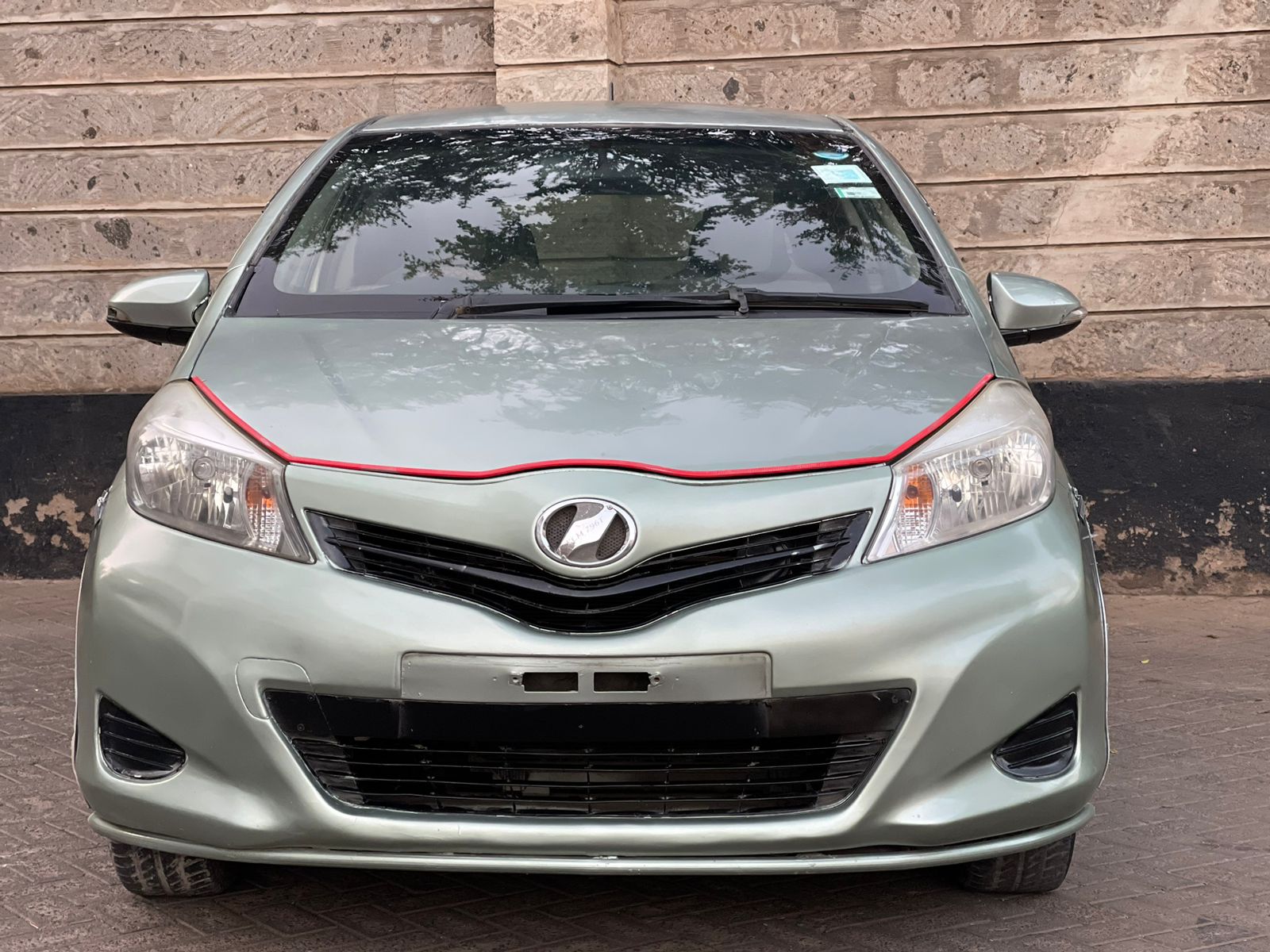 2011 Toyota Vitz