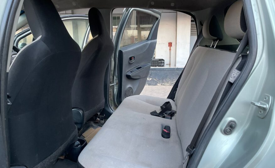 2011 Toyota Vitz