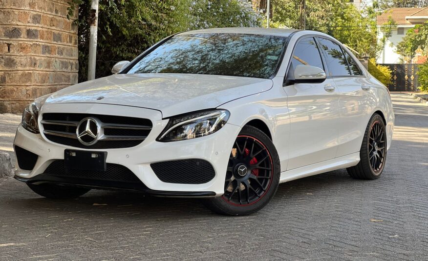 2014 Mercedes-Benz C200