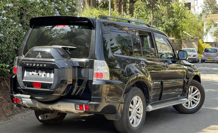 2015 Mitsubishi Pajero Shogun