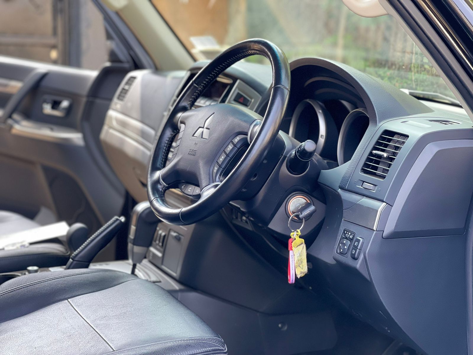2015 Mitsubishi Pajero Shogun