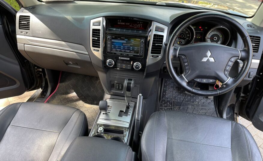 2015 Mitsubishi Pajero Shogun