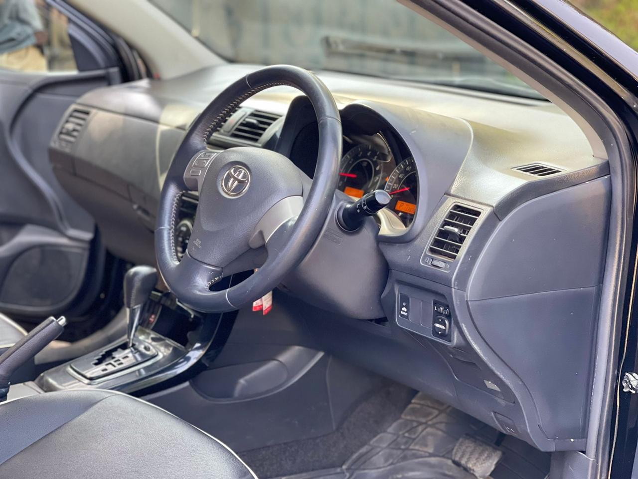 2010 Toyota Fielder