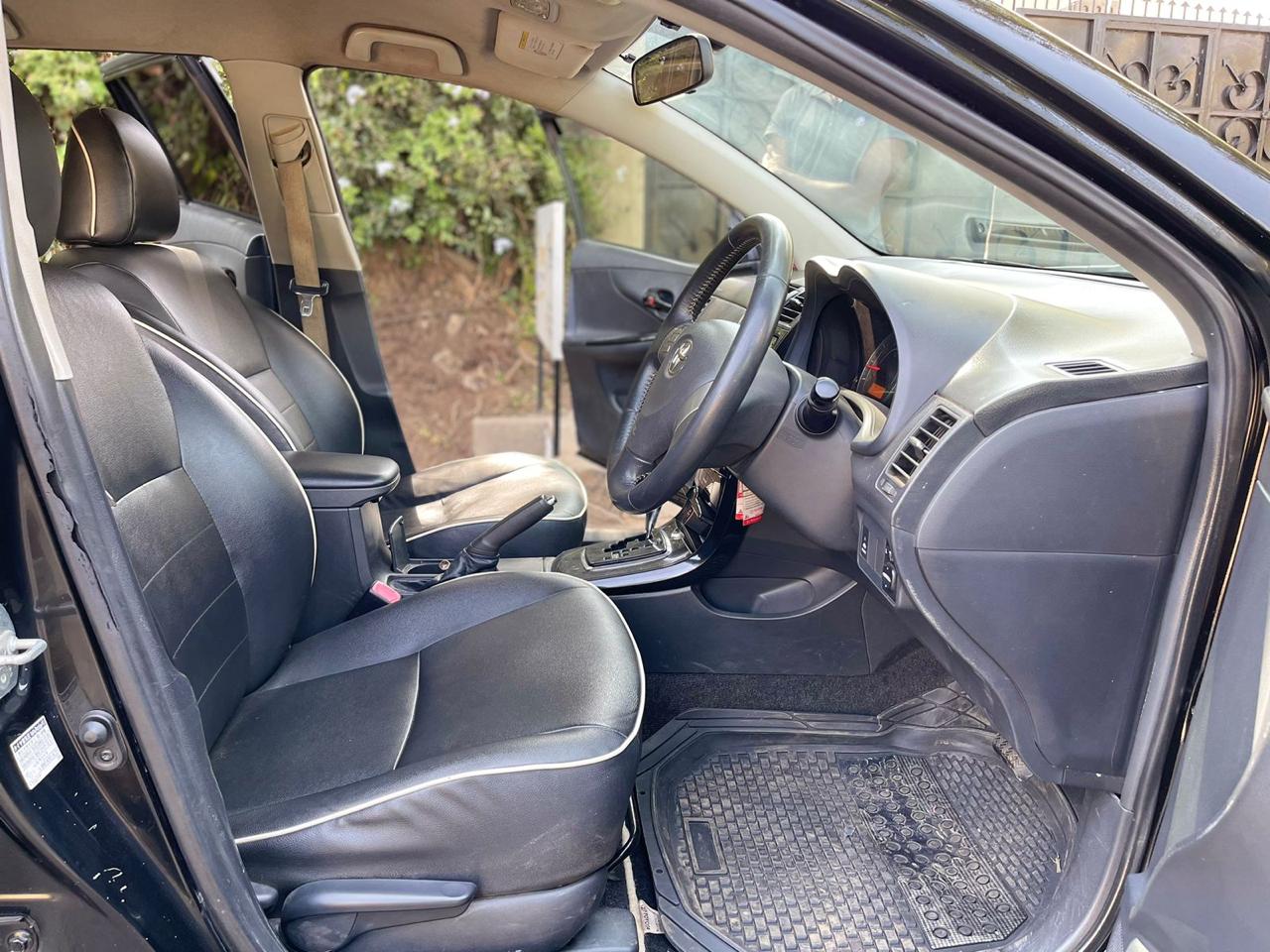 2010 Toyota Fielder