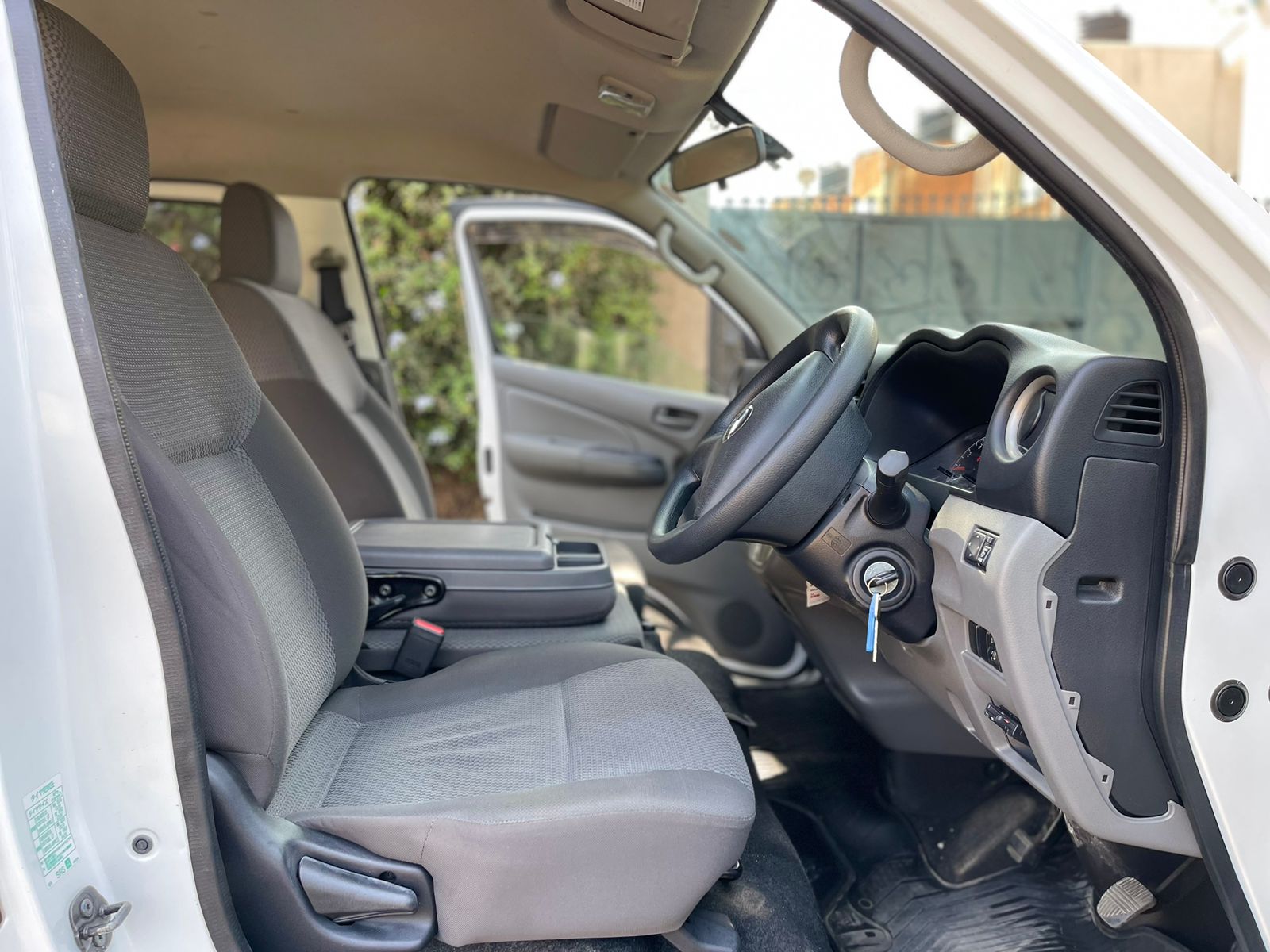 2015 Nissan NV350