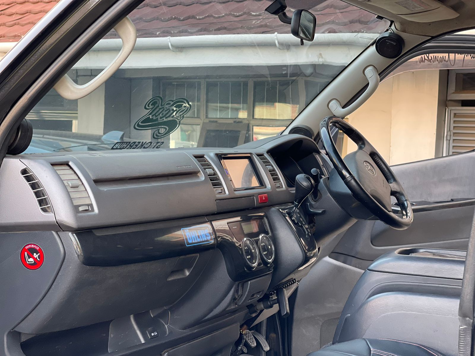 2012 Toyota Hiace