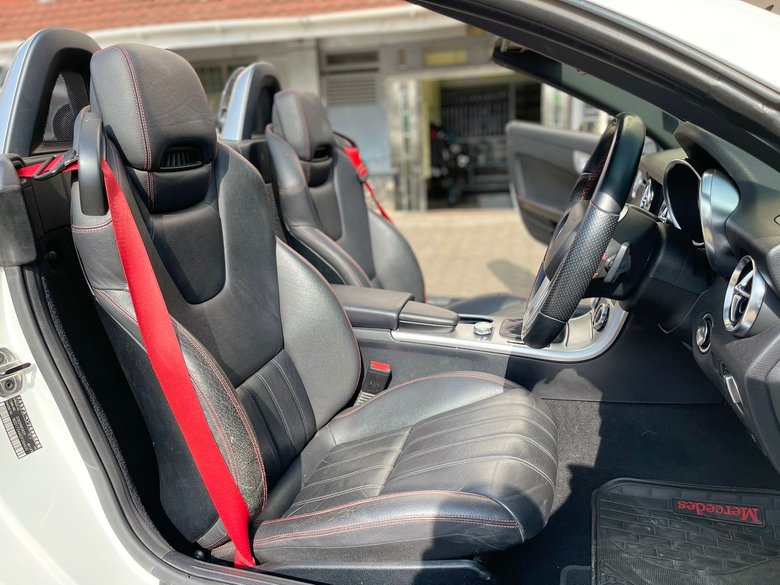 2014 Mercedes Benz SLK 200 AMG Sport 2dr