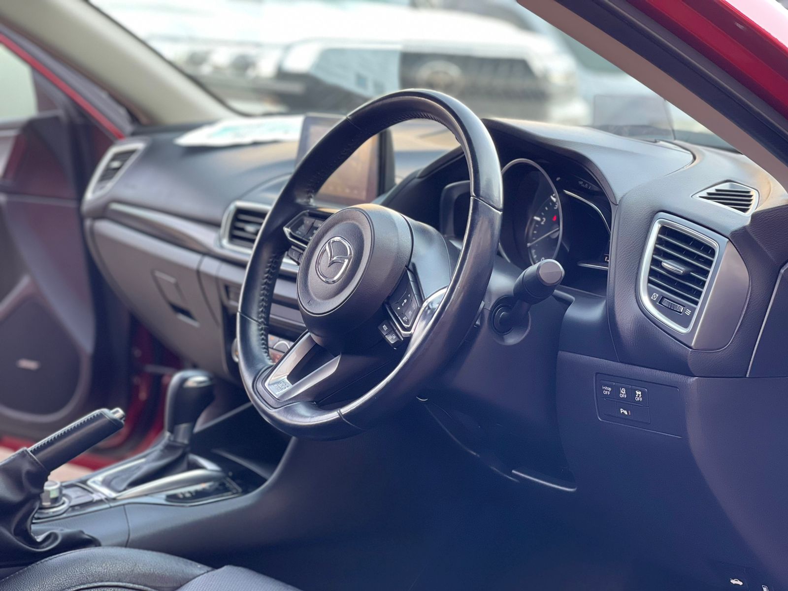 2016 Mazda Axela