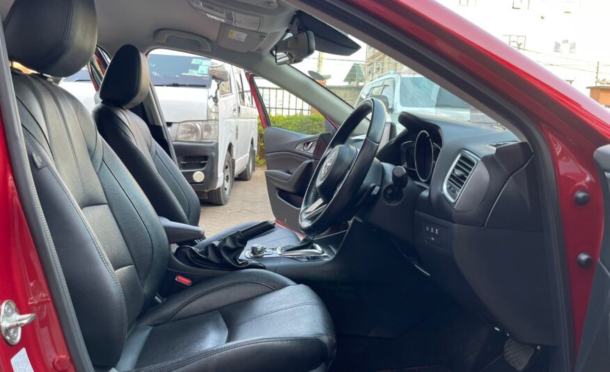 2016 Mazda Axela