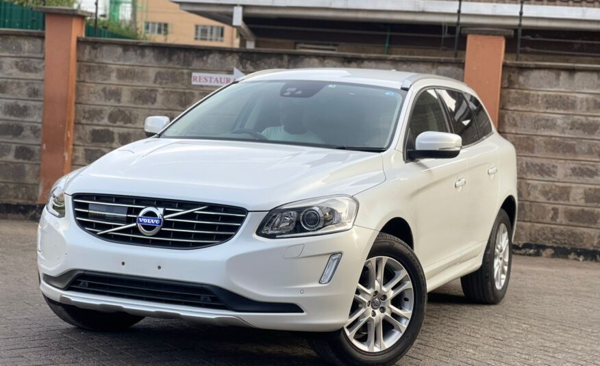 2015 Volvo XC60 T5