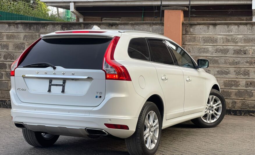 2015 Volvo XC60 T5