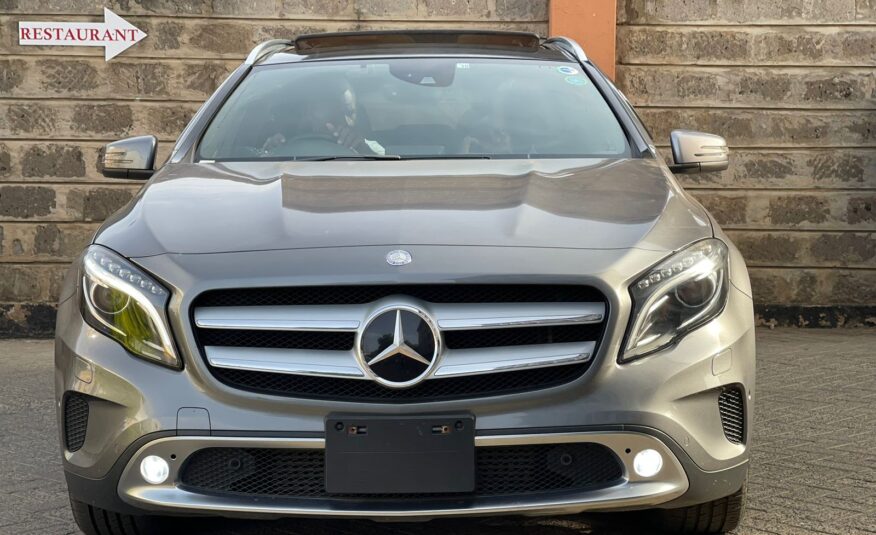 2015 Mercedes-Benz GLA 250