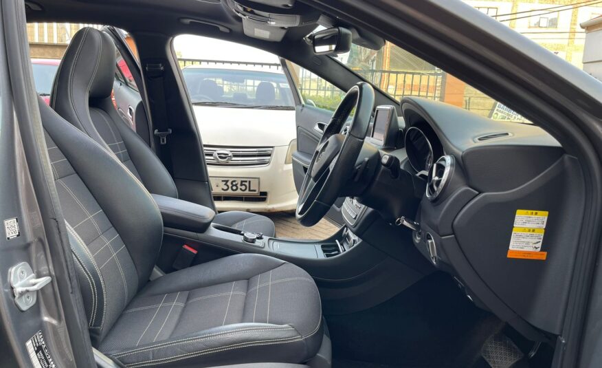 2015 Mercedes-Benz GLA 250