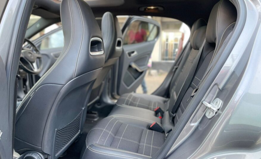 2015 Mercedes-Benz GLA 250