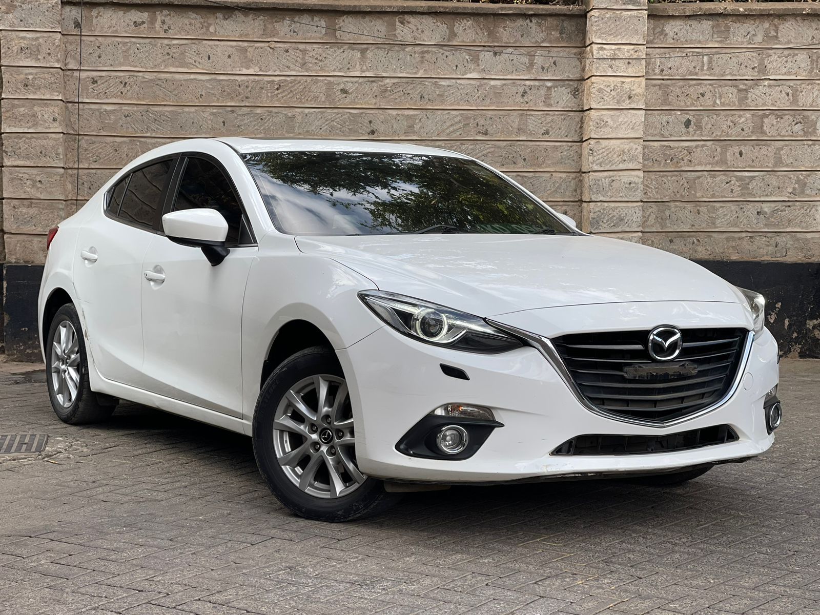 2014 Mazda Axela