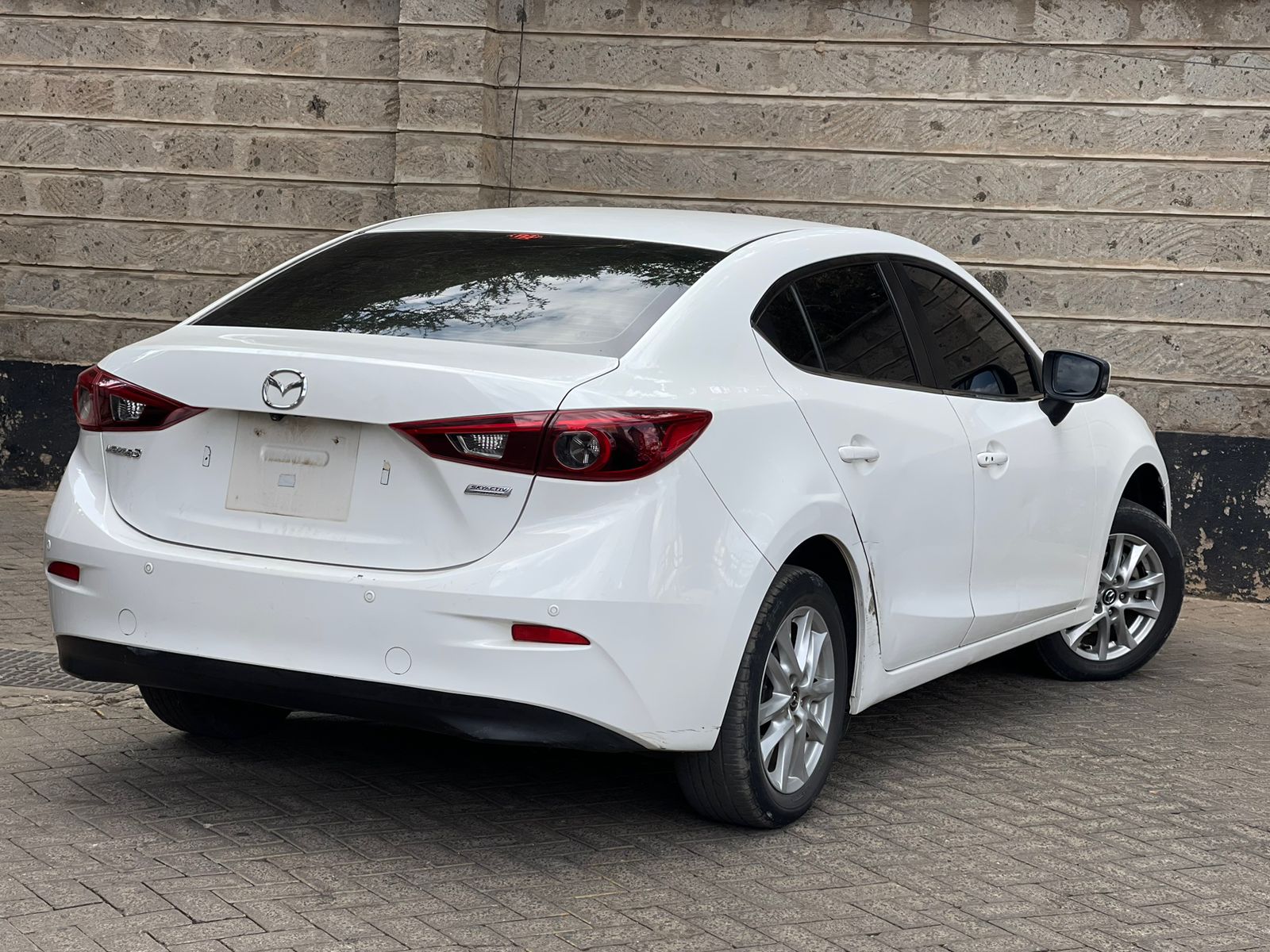2014 Mazda Axela