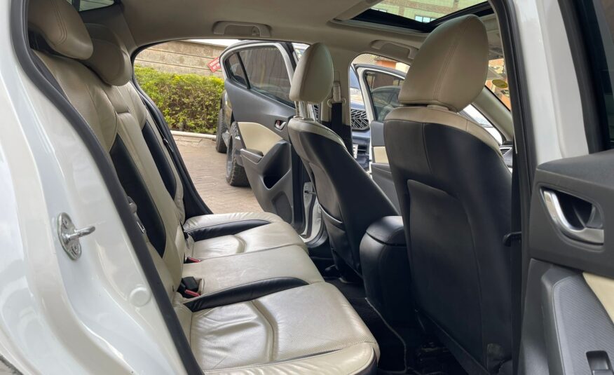 2014 Mazda Axela