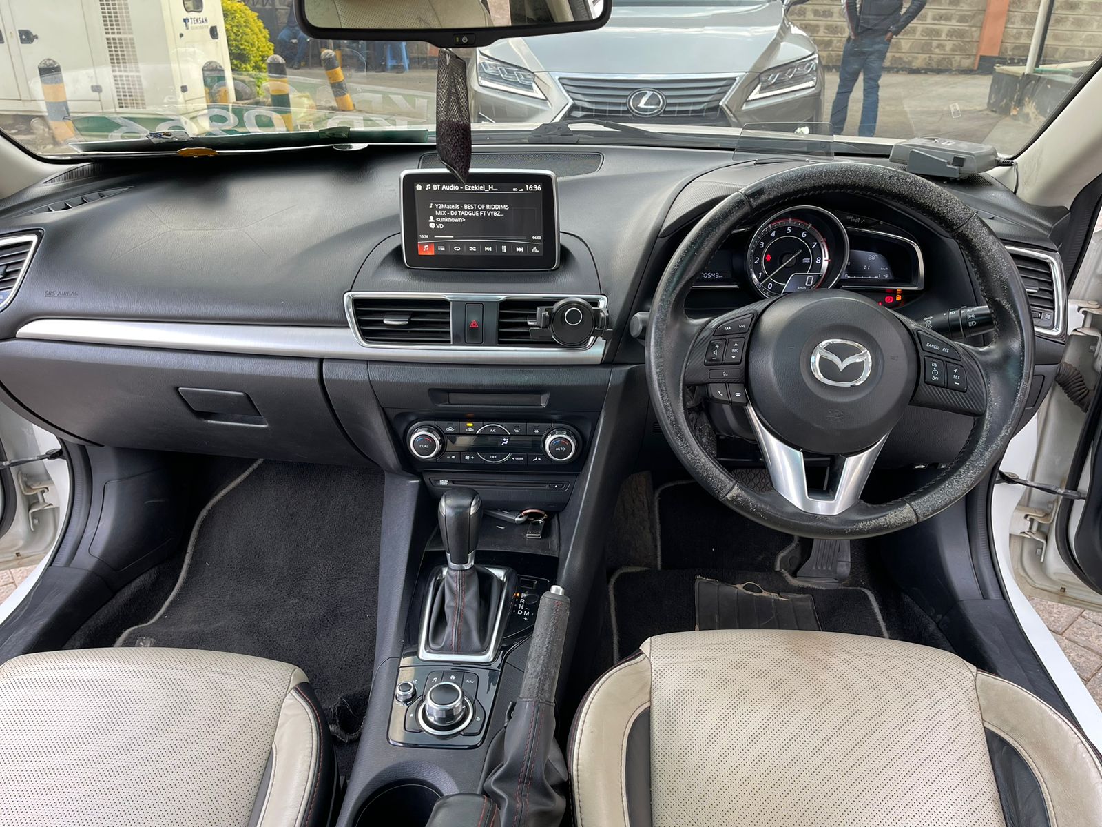 2014 Mazda Axela