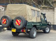 2002 TOYOTA LANDCRUISER