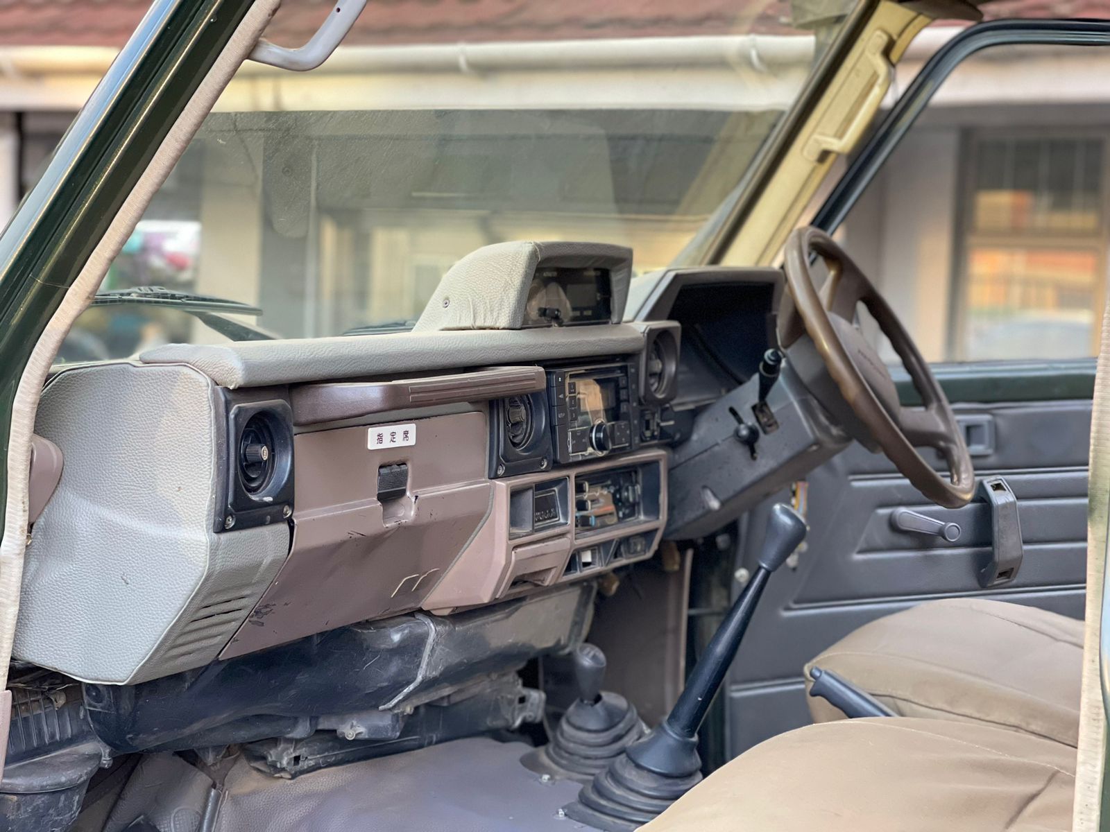 2002 TOYOTA LANDCRUISER