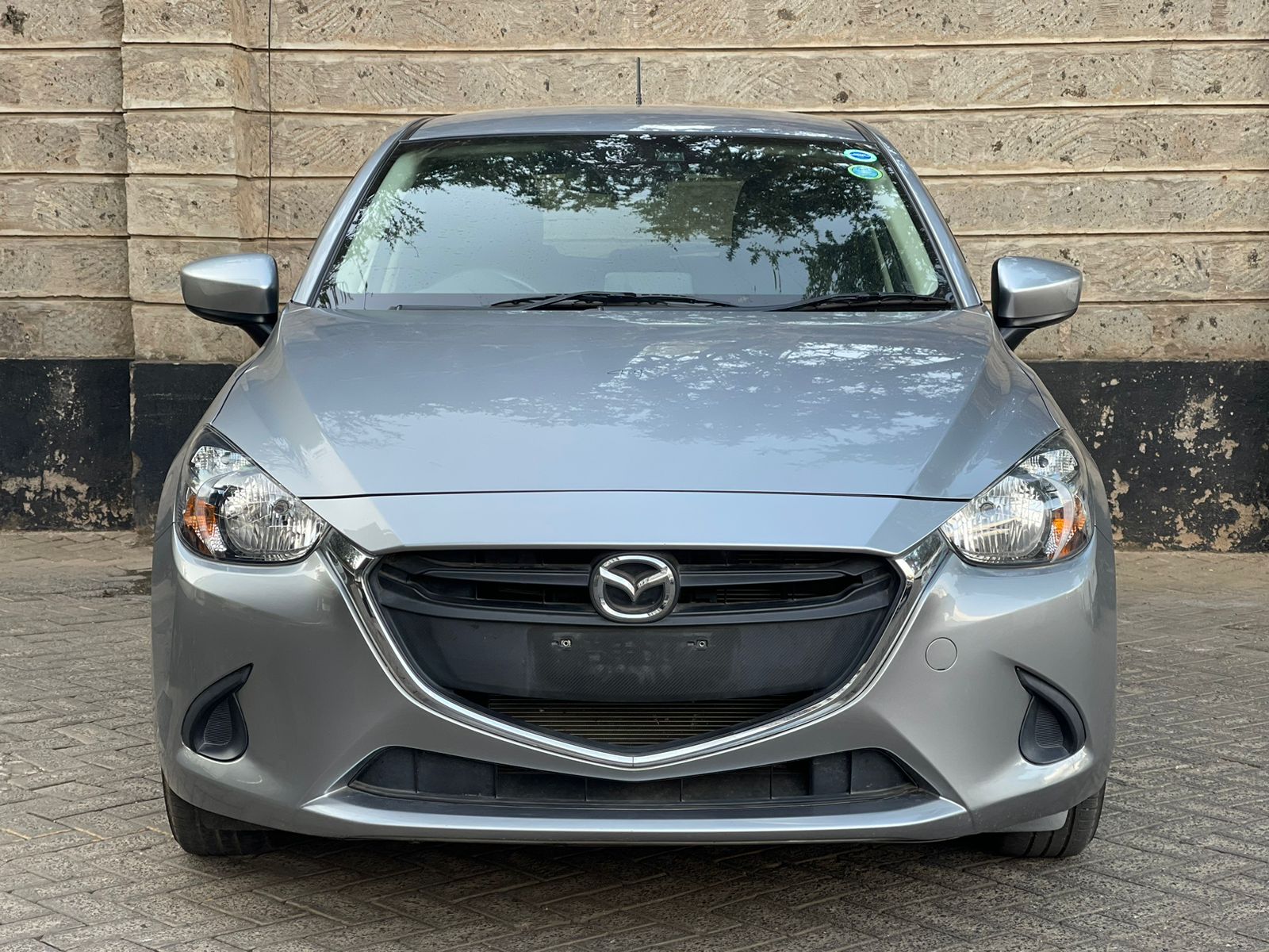 2015 Mazda Demio Newshape